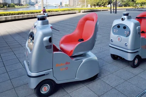 歩行速モビリティ「RakuRo」を用いた買い物支援の実証実験を倉敷市真備町にて実施します